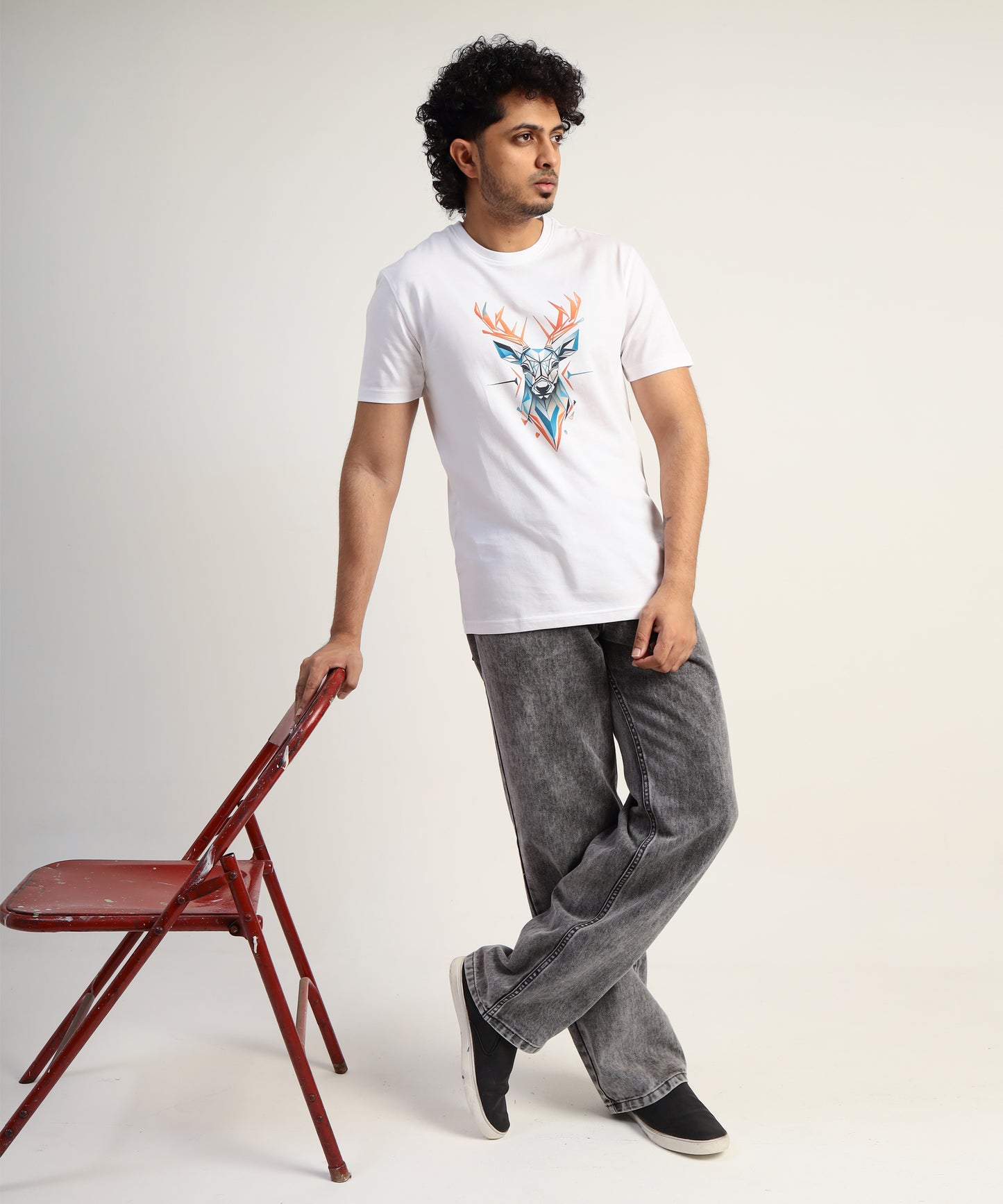 Crew Neck Short Sleeve Graphic T-shirt - Deer Print - White
