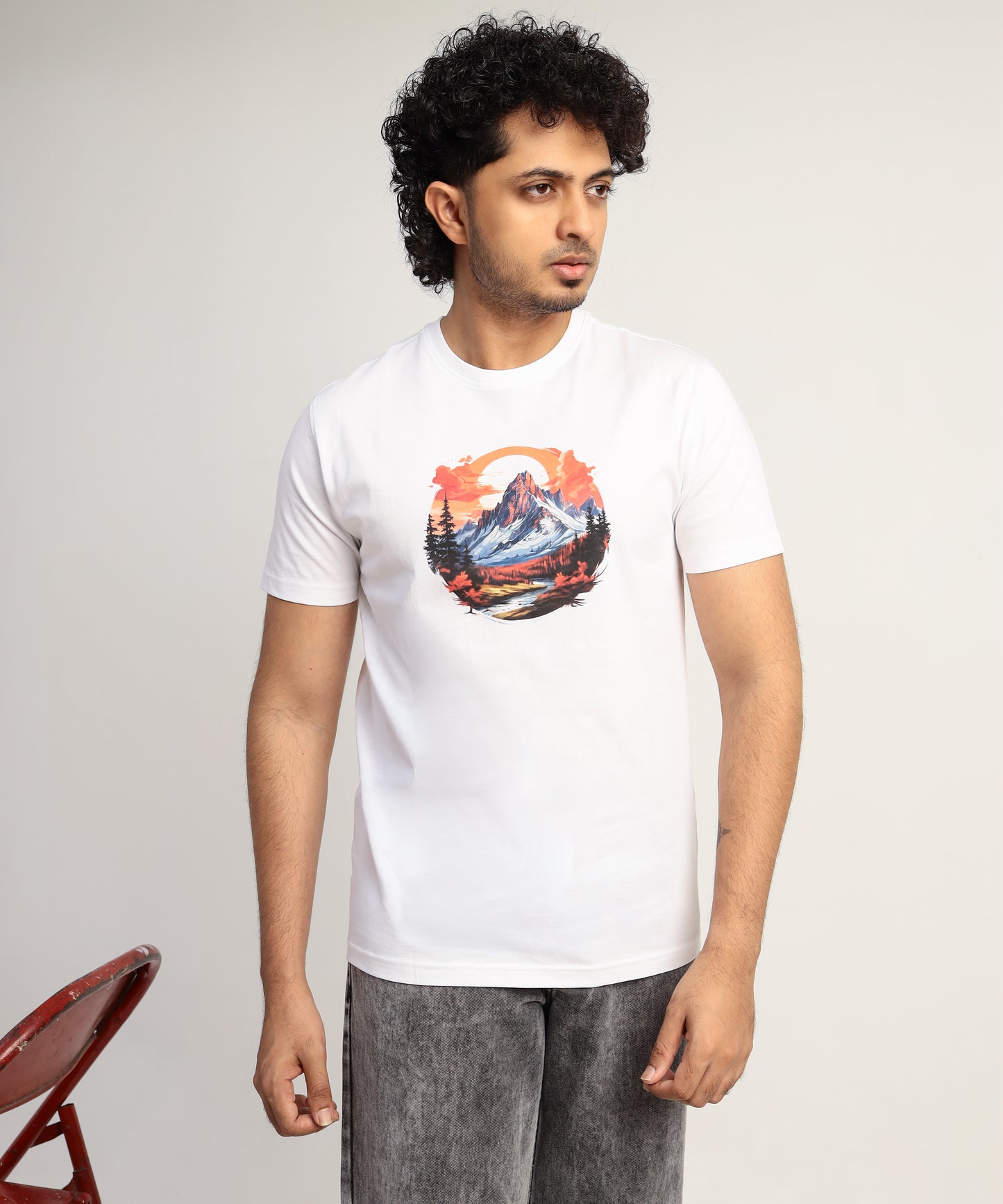 Crew Neck Short Sleeve Graphic T-shirt - Mountain Print - White