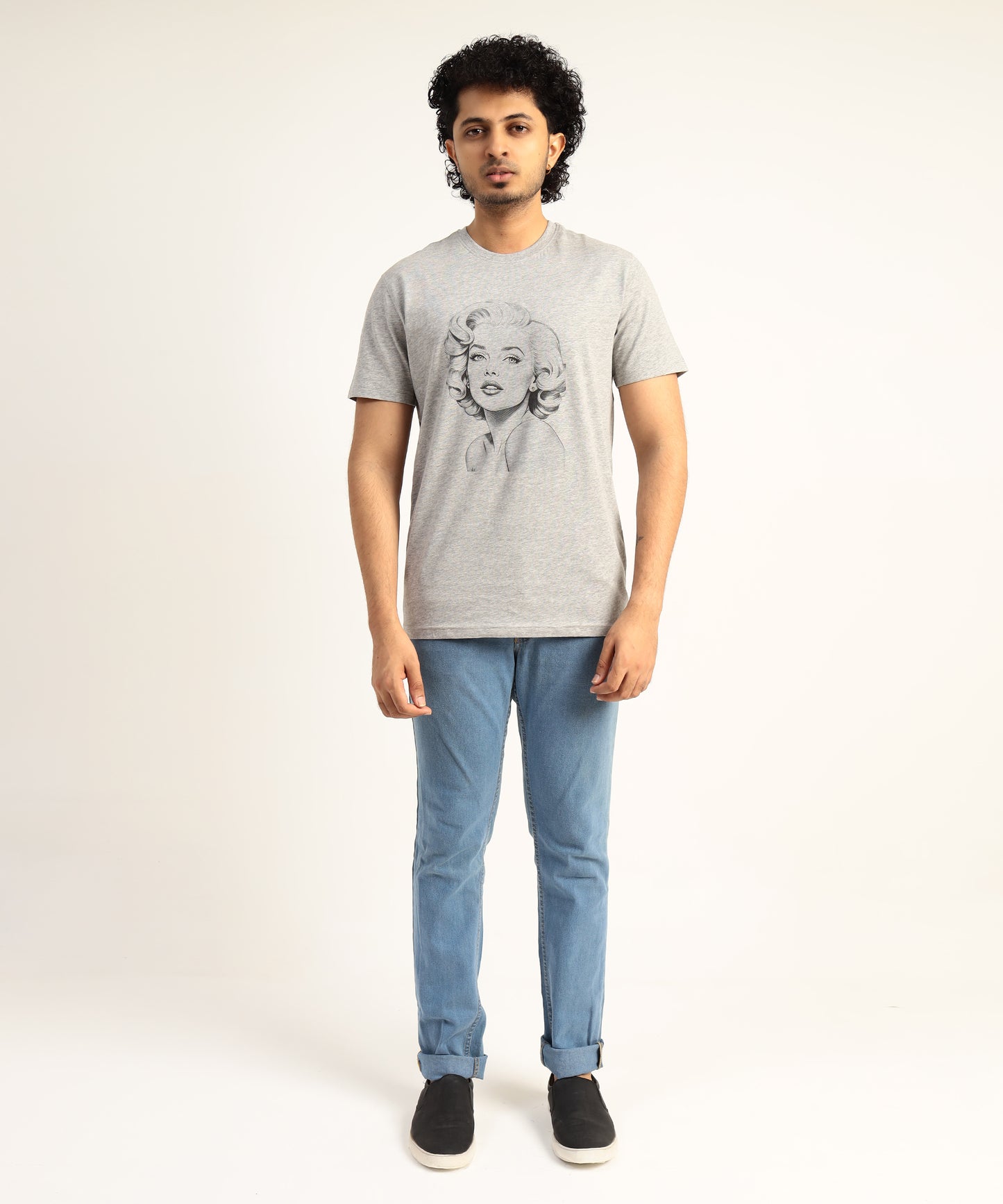 Crew Neck Short Sleeve Graphic T-shirt - Marlin Monroe Print - Grey Heather
