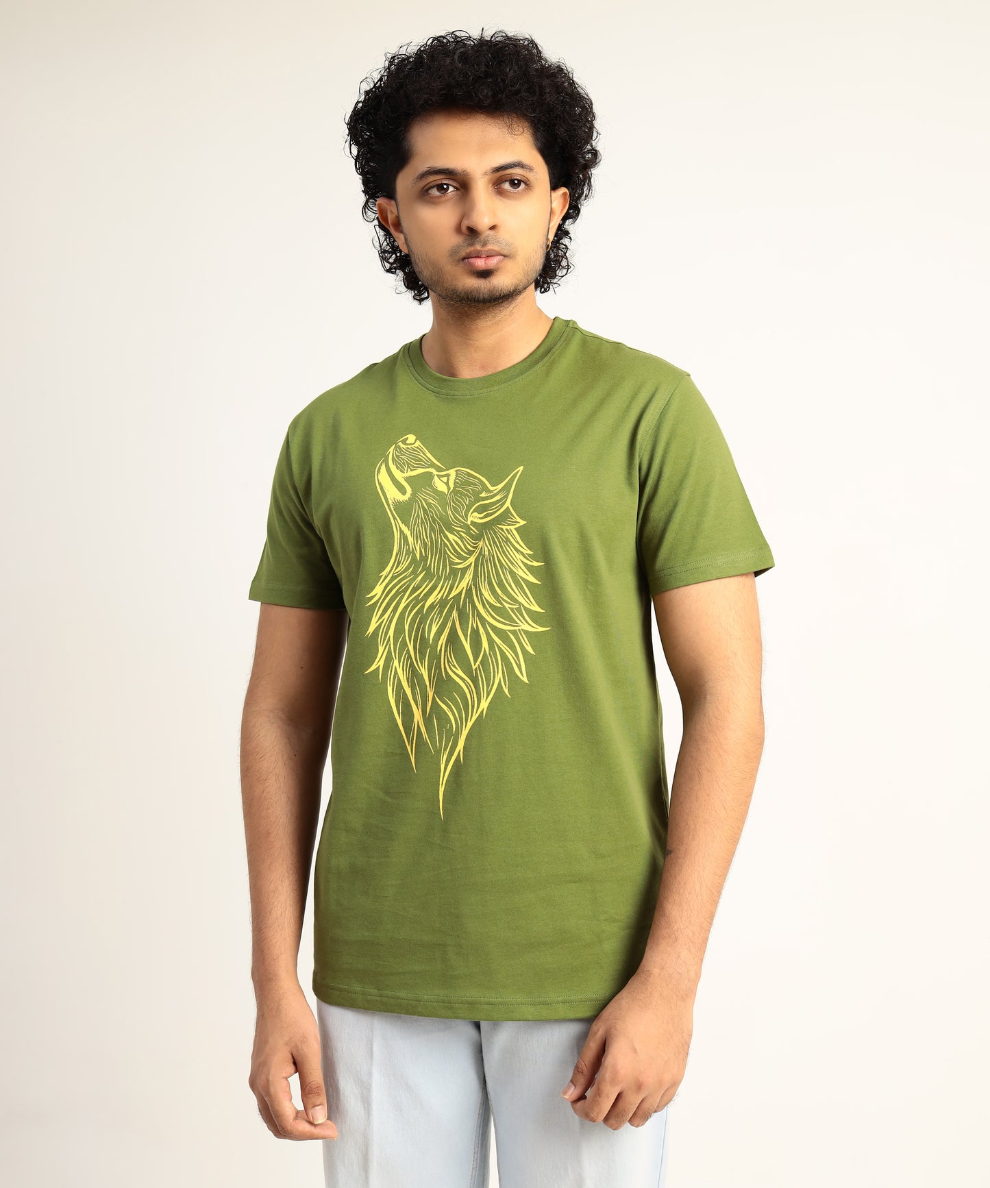Crew Neck Short Sleeve Graphic T-shirt - Wolf Print - Pesto