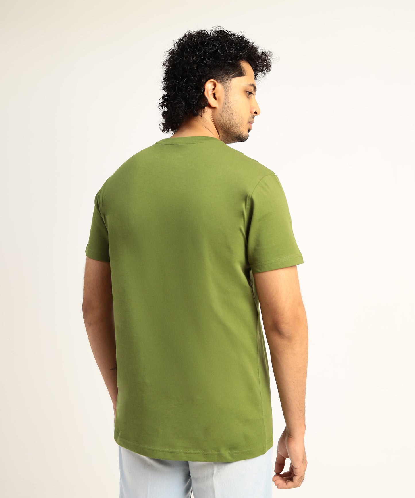 Crew Neck Short Sleeve Graphic T-shirt - Wolf Print - Pesto
