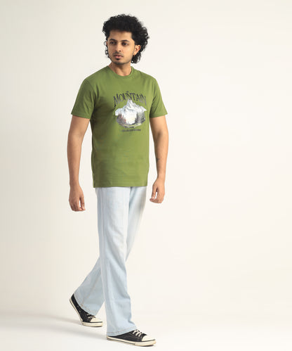 Crew Neck Short Sleeve Graphic T-shirt - Mountain Print - Pesto