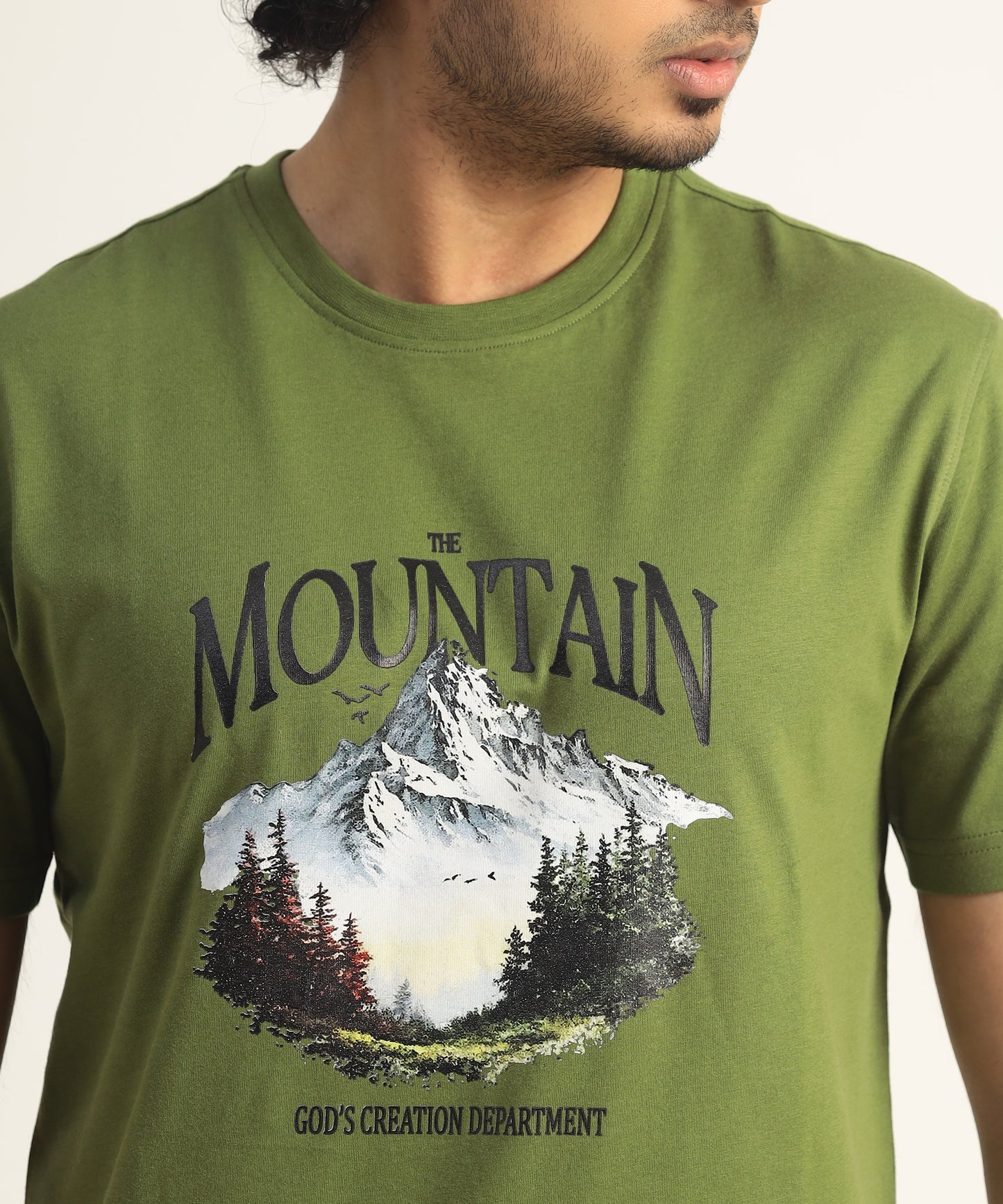 Crew Neck Short Sleeve Graphic T-shirt - Mountain Print - Pesto