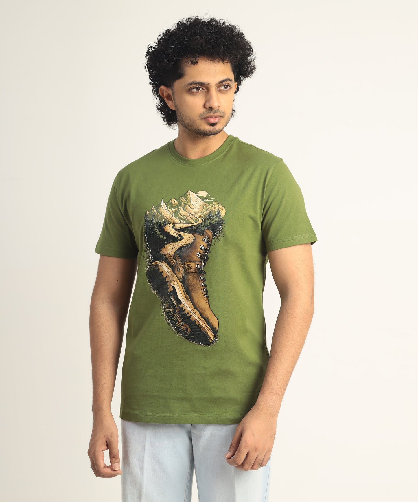 Crew Neck Short Sleeve Graphic T-shirt - Boot Print